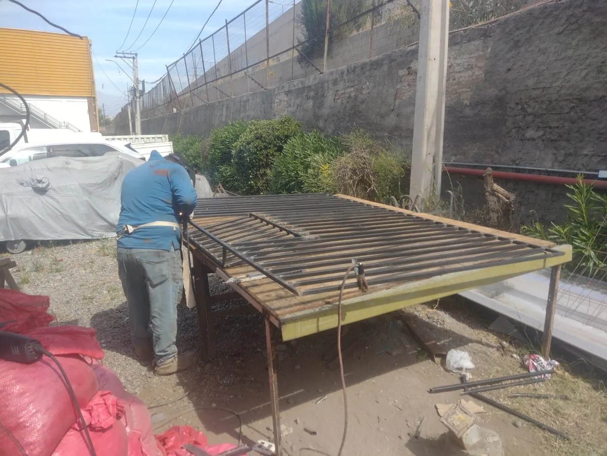 Protecciones metálicas a medida en proyecto particular — foto 1